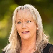 angela miller-bevan headshot